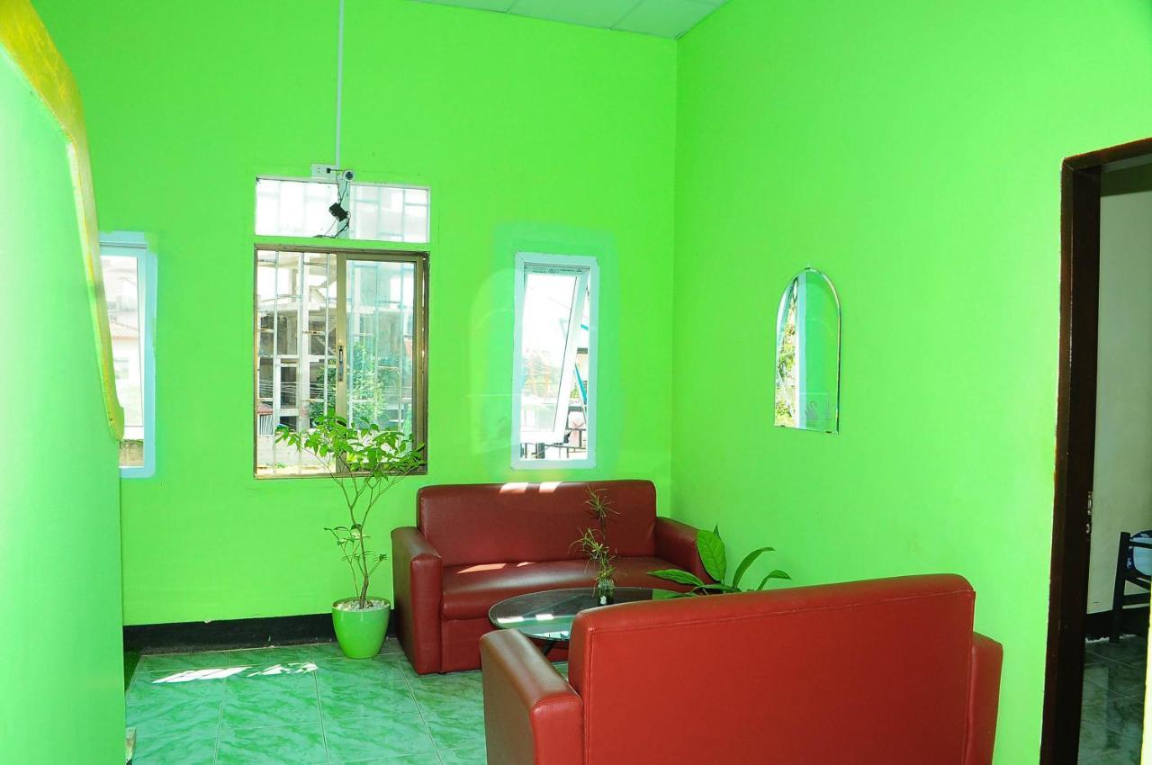 Ali Backpackers Vientiane Exterior foto