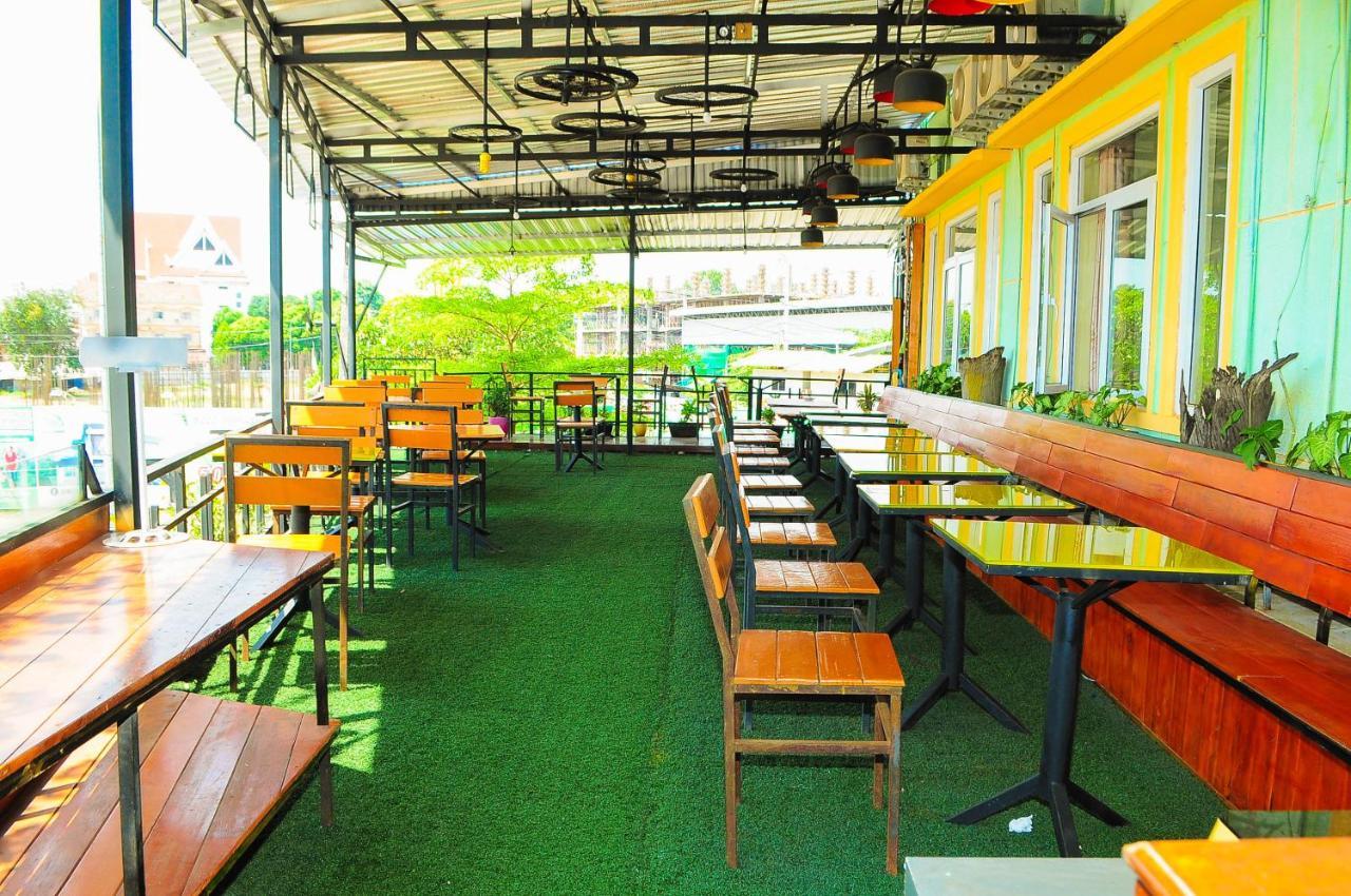 Ali Backpackers Vientiane Exterior foto